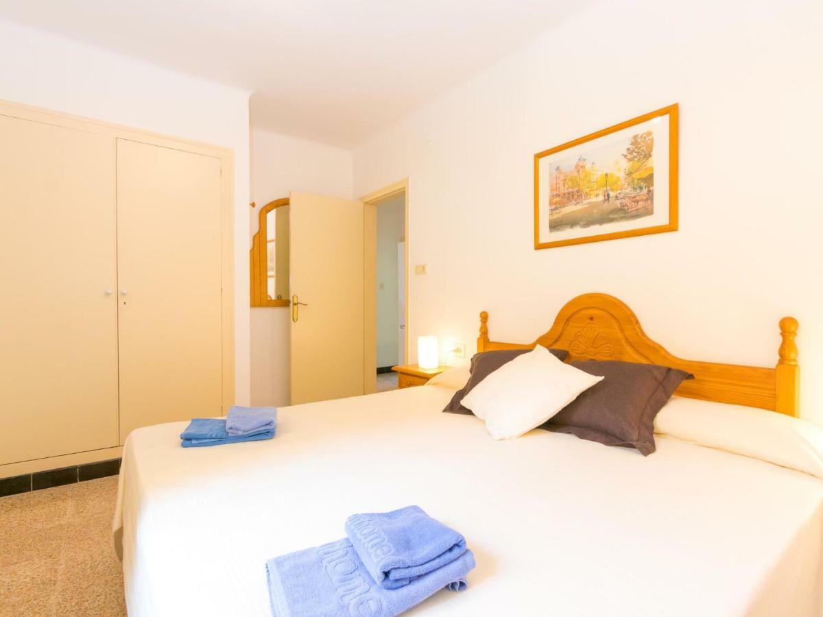 Velazquez-10 By Interhome *