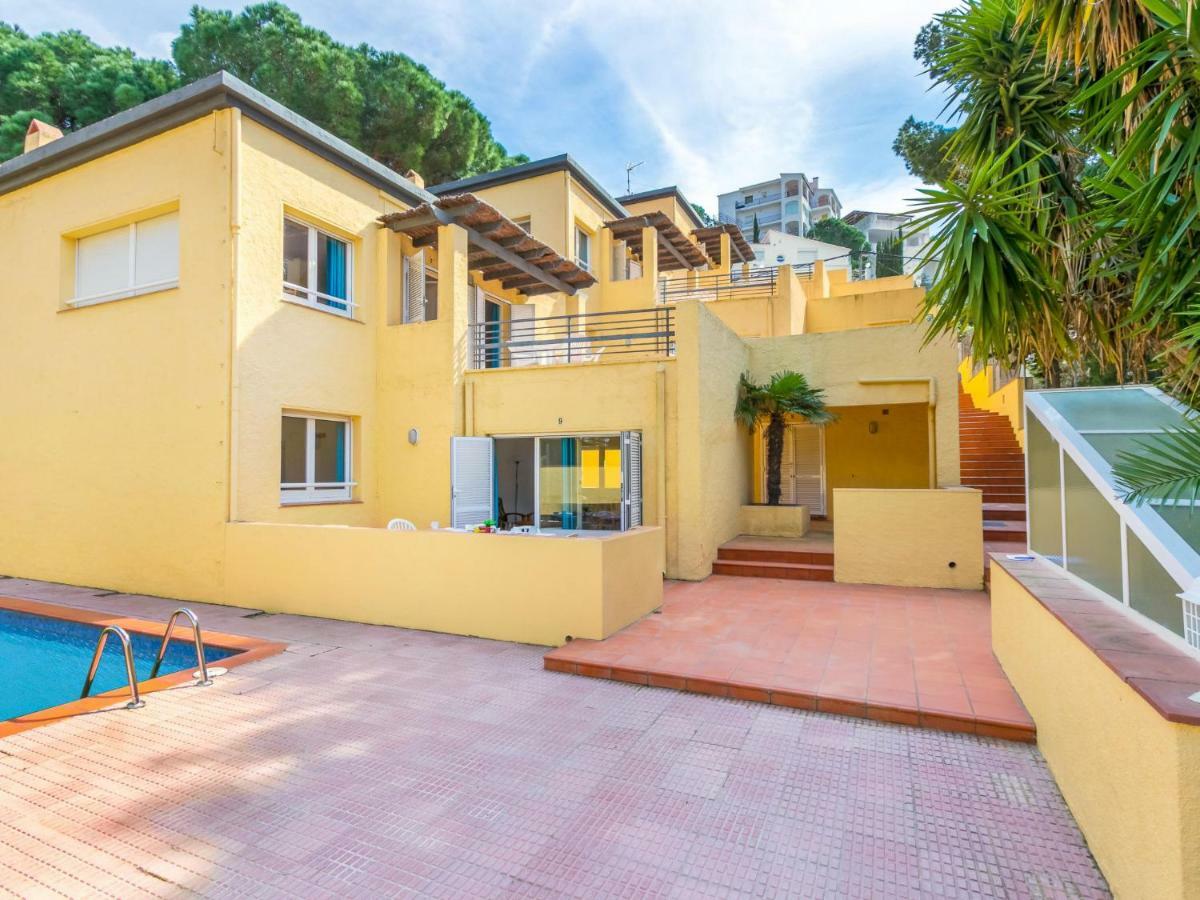 Velazquez-10 By Interhome Apartment *